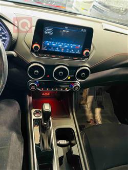 نيسان سنترا